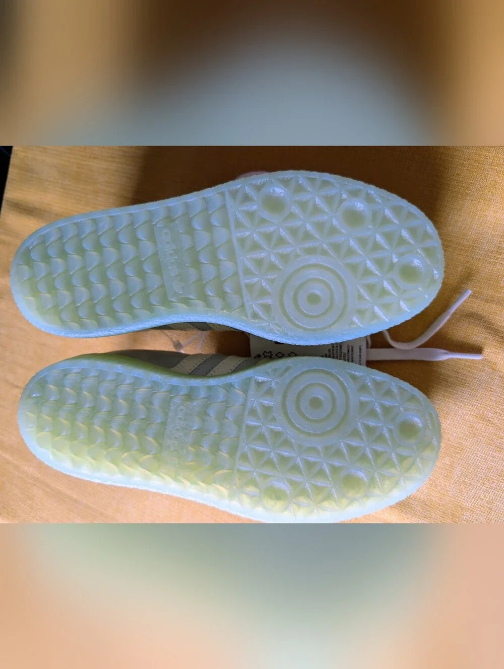 Adidas Sambae Retro Sneaker in Cream & Mint Green